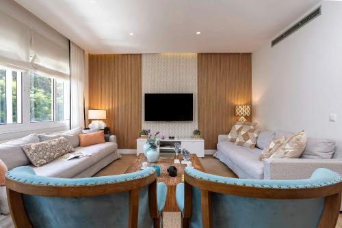 Genteel Home Paseo de Reding