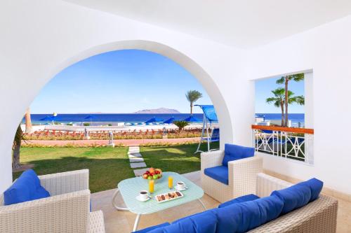 Pickalbatros Palace Sharm "Aqua Park"- All inclusive — Beach