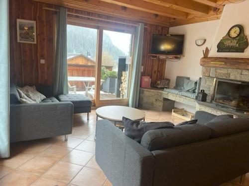 Triplex confortable 12 pers, terrasse, garage, Champagny-en-Vanoise - FR-1-464-19