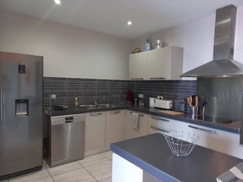 Magnifique appartement sur l'eau Anthéor