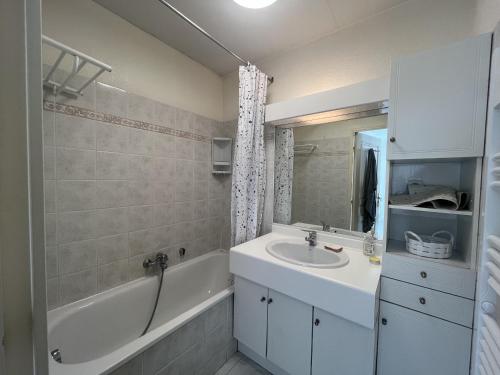 Port Frejus, Les Rives Latines, Vue Port, t2 40m2