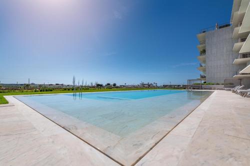 Cond Bayline - Pota - Pool - Gym - SPA - BY BEDZY