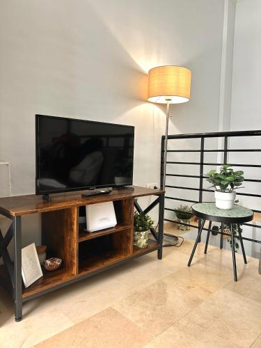 Green Duplex MM City Center