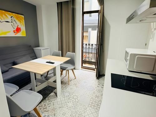 Apartamentos Mesones 18 - Pleno centro junto a Catedral de Granada