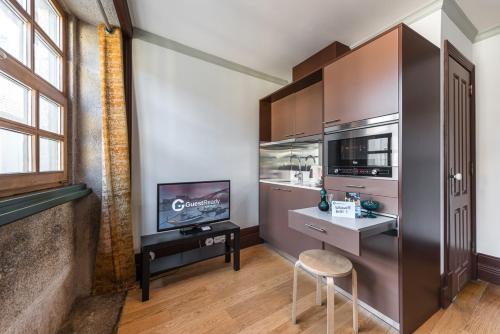 Belle Epoque Apartments - 4.2