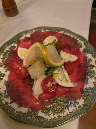 3BR, 5 Beds, Sofa 2P, 5min U4,U6 Schönbrunn