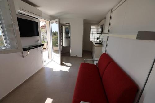 15TH - Joli studio accès indépendant dans maison