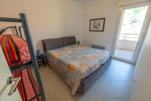 110I - Joli 2P avec terrasse piscine et parking