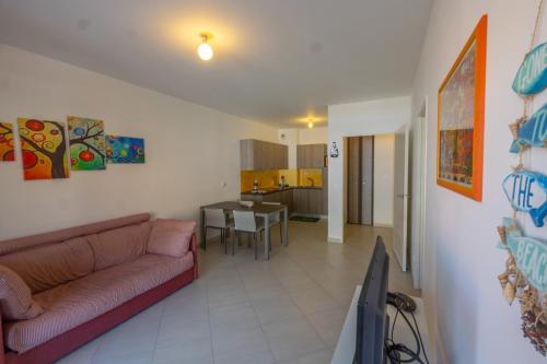 110I - Joli 2P avec terrasse piscine et parking