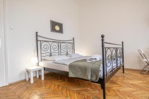 Comfortable 2BR Stay in the Heart of Vienna with WiFi