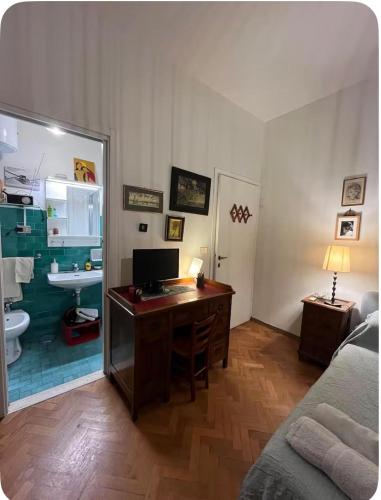 camera doppia con bagno privato completo