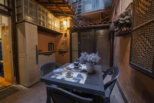 Romantic nest by Piazza Navona
