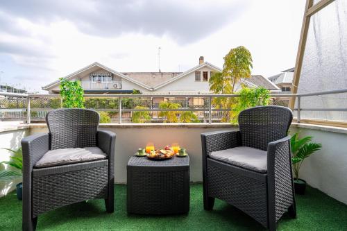 St Peter Luxury Apt - Walk to Vatican, 4-6 pax, A-C