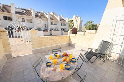 Casa en Cabo Huertas con piscina privada y zona residencial By Turihome