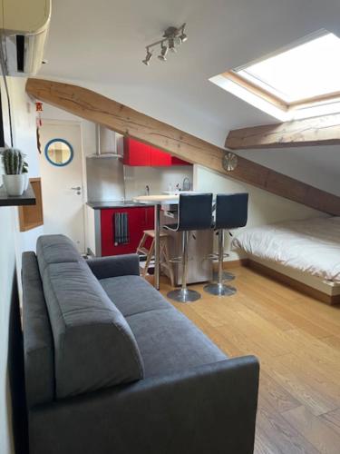 Atypical studio in the heart of Cannes