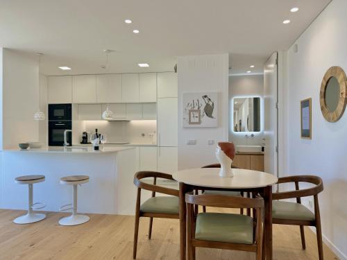 Bunksy Flat Delmar Waterfront Living Olhão by Junto ao Mar