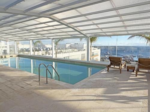 Bunksy Flat Delmar Waterfront Living Olhão by Junto ao Mar