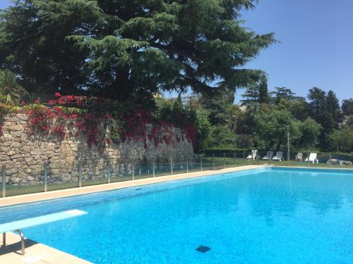 Vue Mer 180° | Piscine & Tennis à Cannes