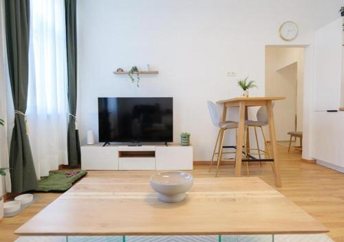 2AC Urban Haven 50m2 Near Metro