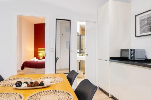 New 1BR1BA next to Gitanos church - private entry
