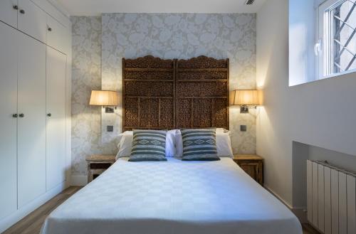 4BR Private Garden - Best Location for Families