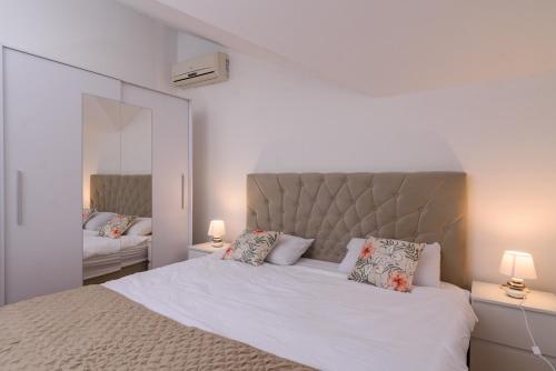 Apartment Traur