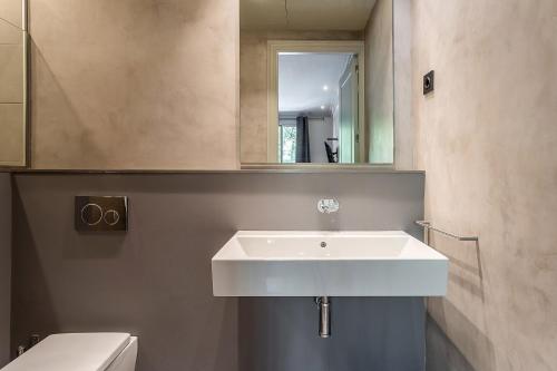 2166 - AB Casa Saltor II-II