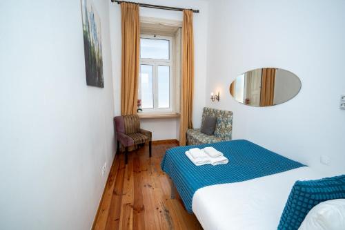 Large 3-Bedroom 4 double bed 2 Bathroom Apartment, Prime Lisbon Location