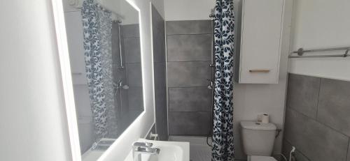 Studio 4 pers avec piscine & parking ,Accès plage direct