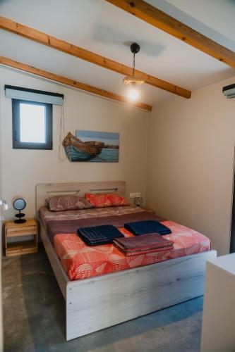 Aigeas Garden Apartment Near Beach Free Parking
