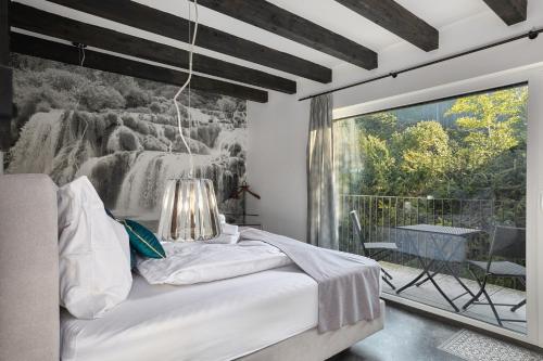 VORALIVING Montafon - Neubau Apartment mit Tiefgarage, WLAN, Ski-Natur