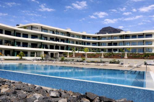 New Atlantic Homes Heated pool - Costa Adeje