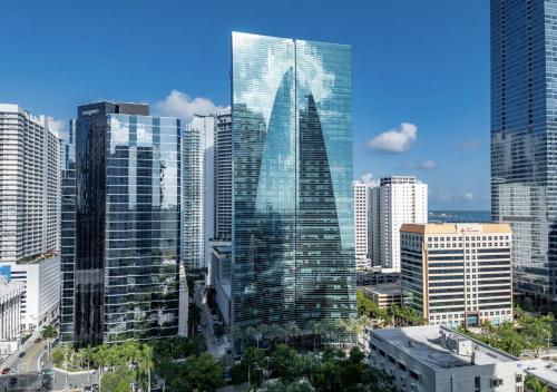 32 Brickell Royale With Skyline and Waterfront Views plus 5 Star Resort Facilities photo 17
