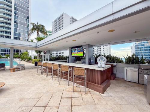32 Brickell Royale With Skyline and Waterfront Views plus 5 Star Resort Facilities photo 18