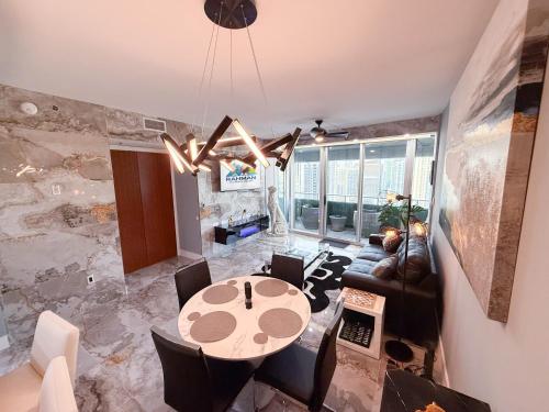 32 Brickell Royale With Skyline and Waterfront Views plus 5 Star Resort Facilities photo 7