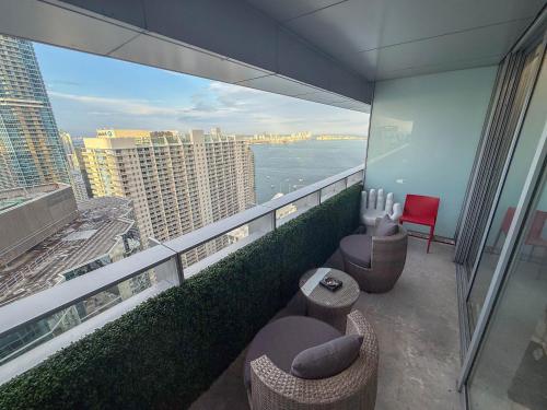32 Brickell Royale With Skyline and Waterfront Views plus 5 Star Resort Facilities photo 23