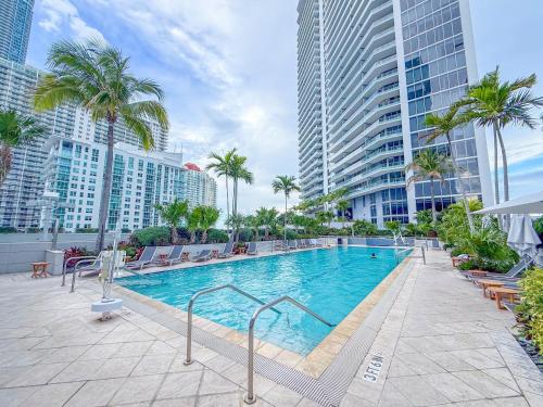 32 Brickell Royale With Skyline and Waterfront Views plus 5 Star Resort Facilities photo 5