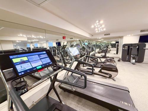 32 Brickell Royale With Skyline and Waterfront Views plus 5 Star Resort Facilities photo 39