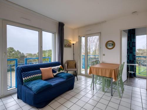 Châtelaillon-Plage : T2 panoramique sur la mer pour 2 avec piscine - FR-1-258-185