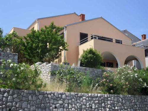 Apartments near Beach in Mali Losinj 14856