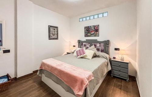 Pet Friendly Apartment In Torrevieja With Wifi