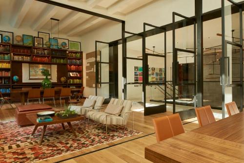 Un lugar para sentarse en Arlo NoMad