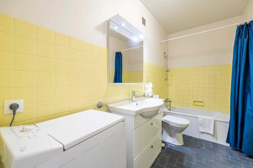 Bright Studio with Parking Near Beach & Old Town