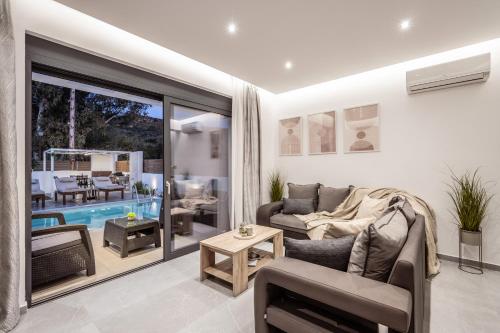 Lumior Villas Lux essence by 'elite'