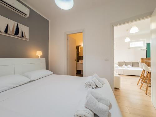 Carano Suite- modern apartment , AC