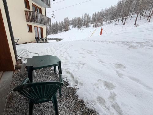 Les Orres 1800 RDC au pied des pistes