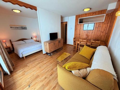 Les Orres 1800 RDC au pied des pistes