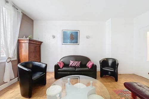 Spacious 2-room apartment near Nation