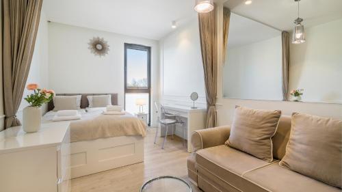 CITYSTAY Garden Gates Studio Apartments
