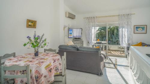 38, Vila Gaivota